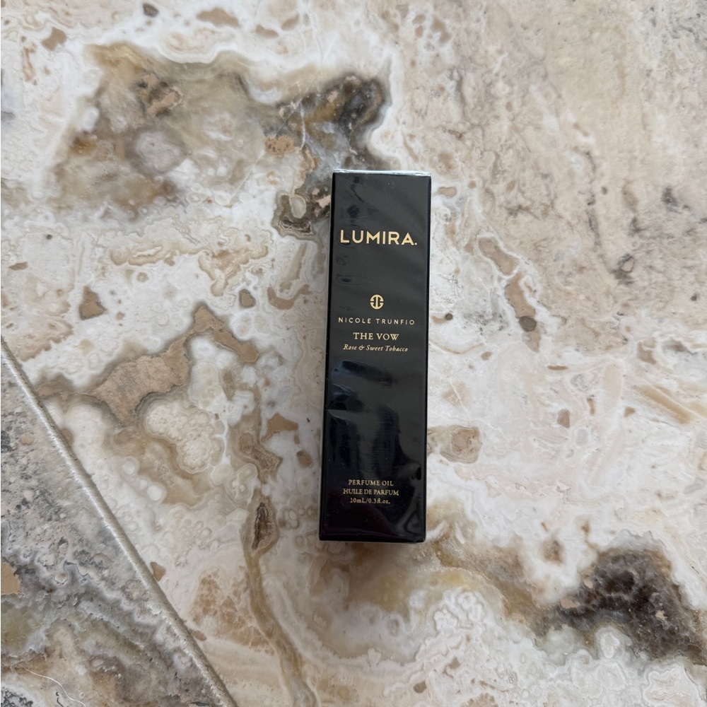 Lumira The Vow Nicole Trunfio Rose and Sweet Tobacco Perfume oil 0.3 oz